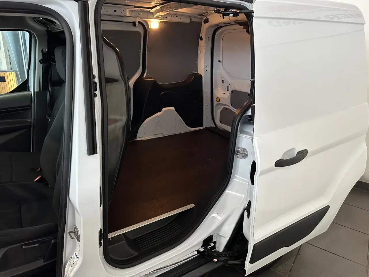 Billede 10 - Ford Transit Connect 1,5 TDCi 100 Trend kort