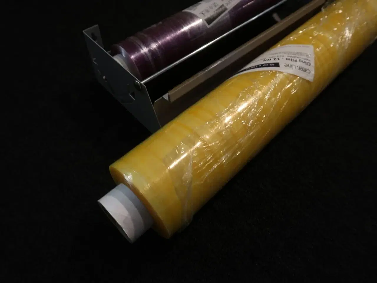 Billede 2 - Filmdispenser og 2 ruller film