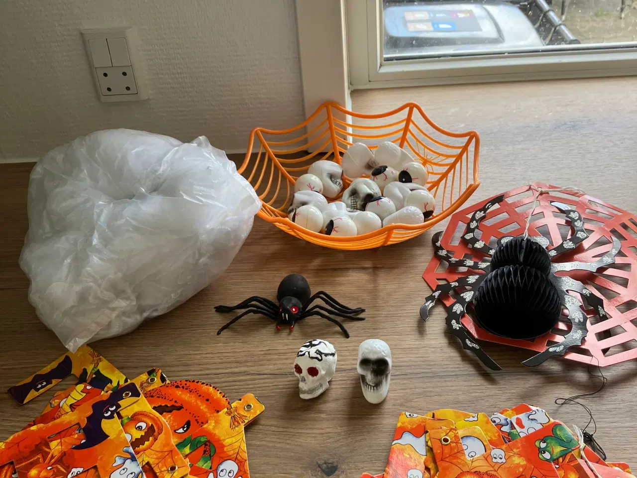 Billede 2 - Halloween pynt 