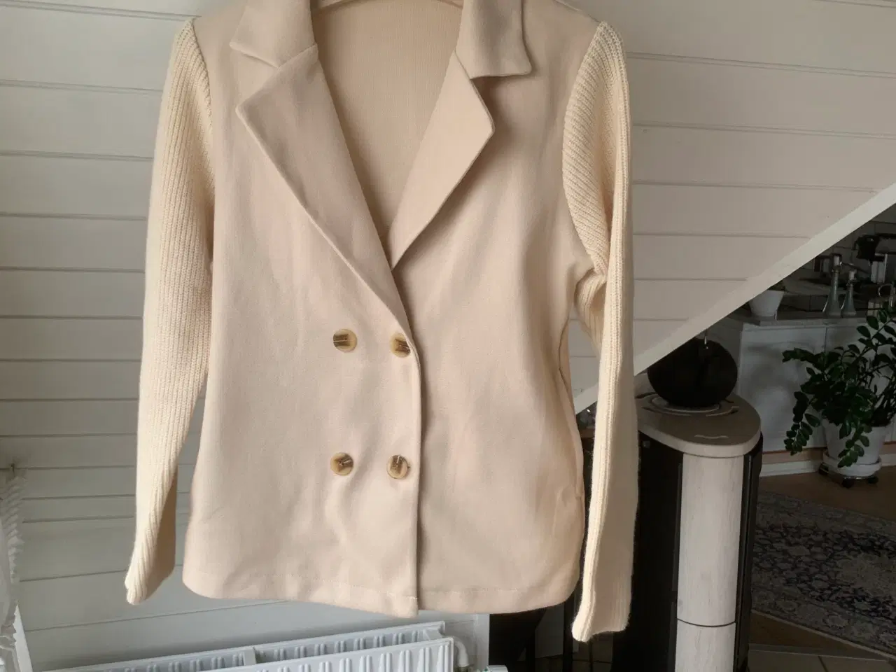 Billede 2 - Cardigan lys beige S 