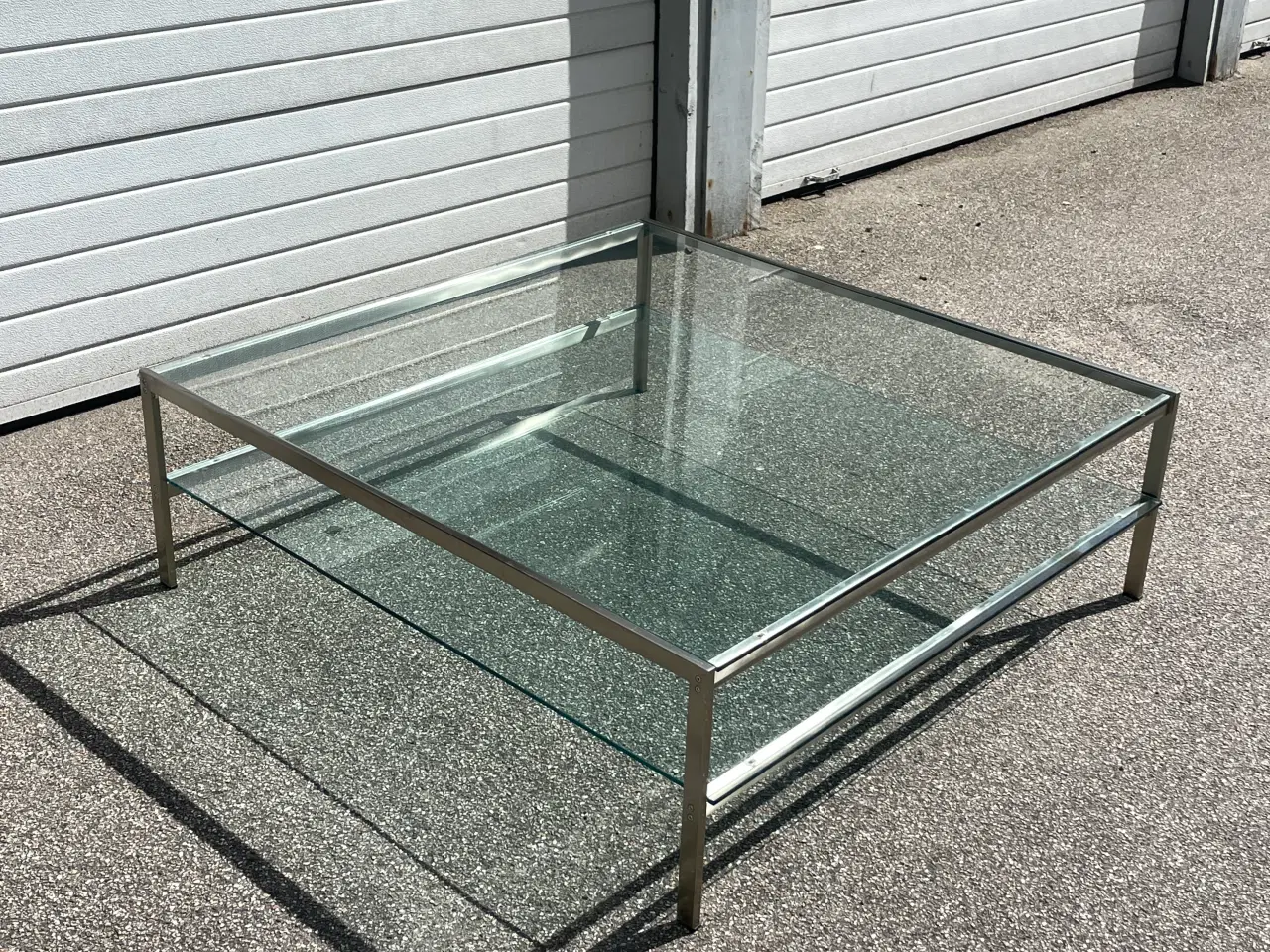 Billede 1 - Kvadratisk glas sofabord med aluminiumsstel
