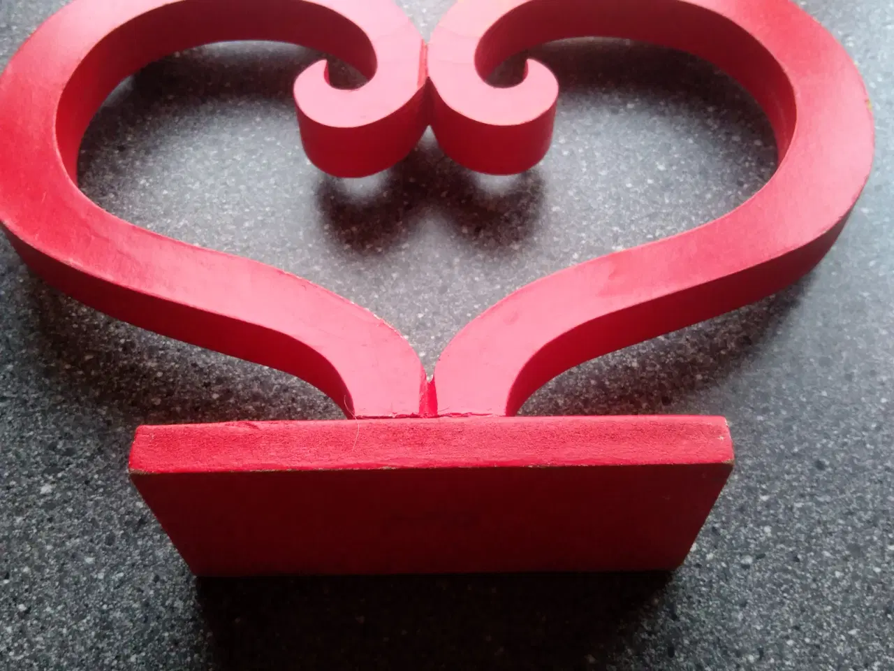 Billede 2 - Svensk hjerteformet adventslysestage