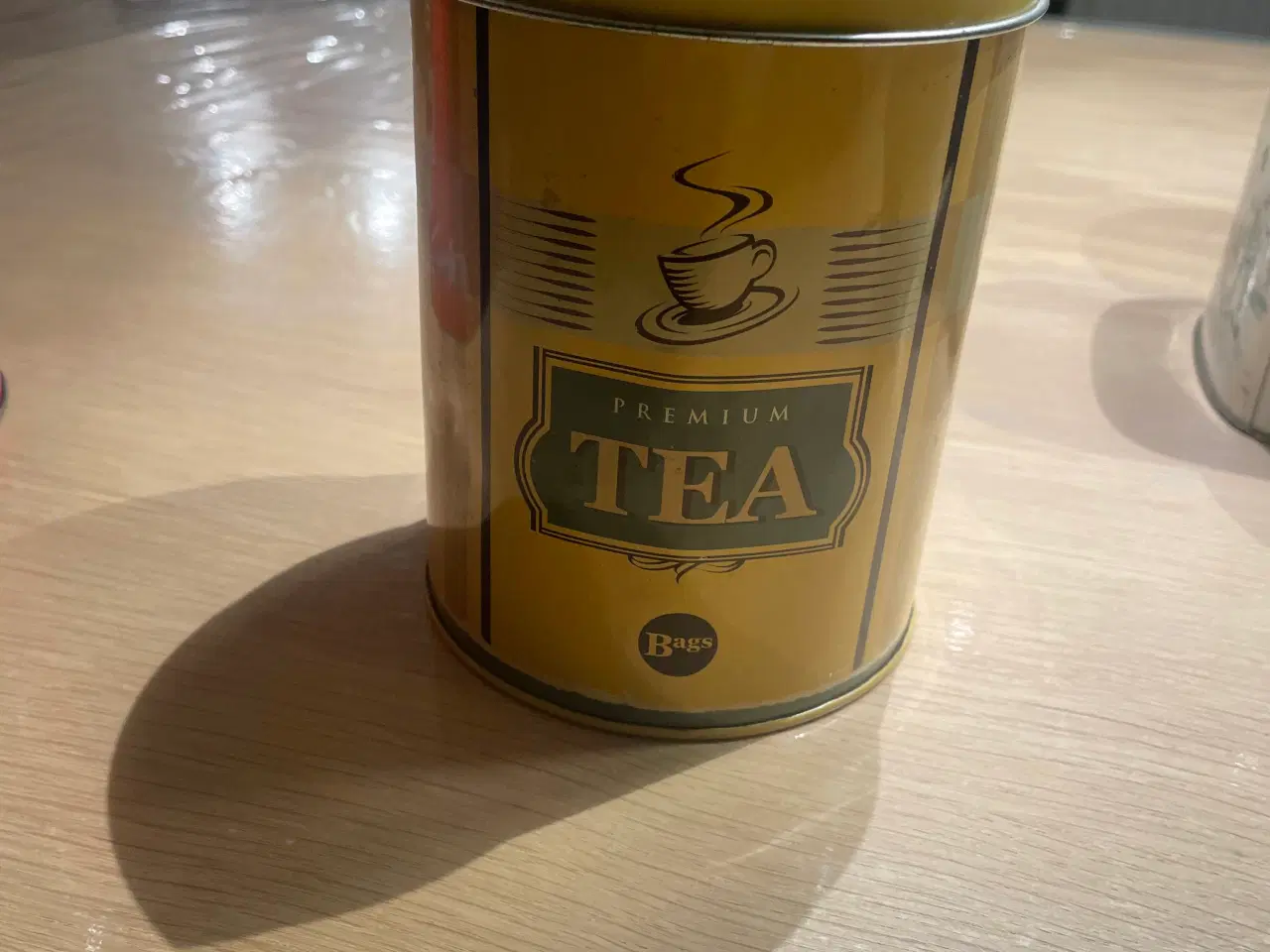 Billede 8 - Gamle blikdåser sælges.