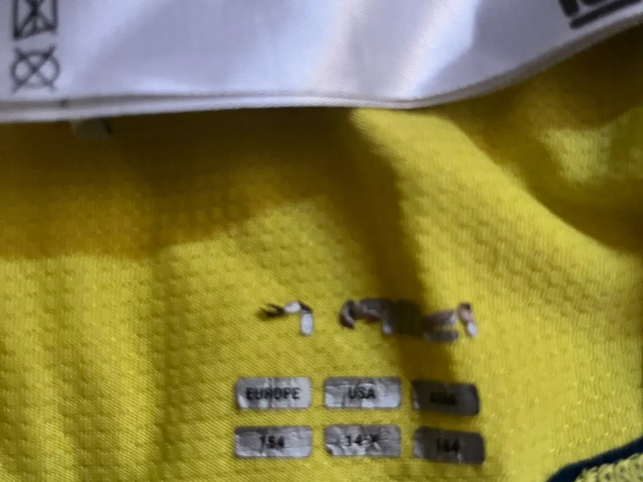 Billede 6 - Brøndby trøje med navn på ryggen. 