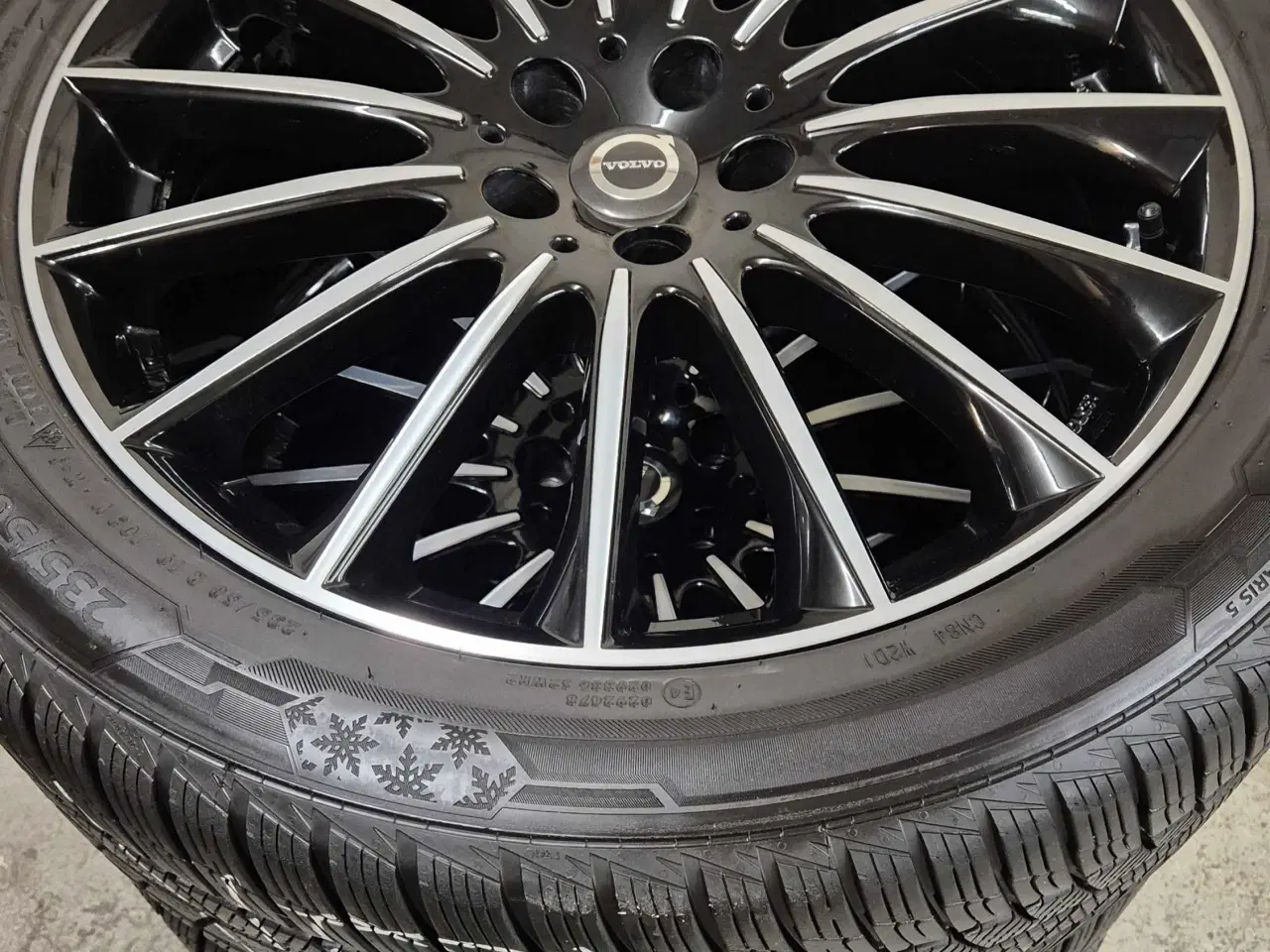 Billede 8 - 5x108 VOLVO EX40 / XC40 / XC60 ALUFÆLGE MED GODT V