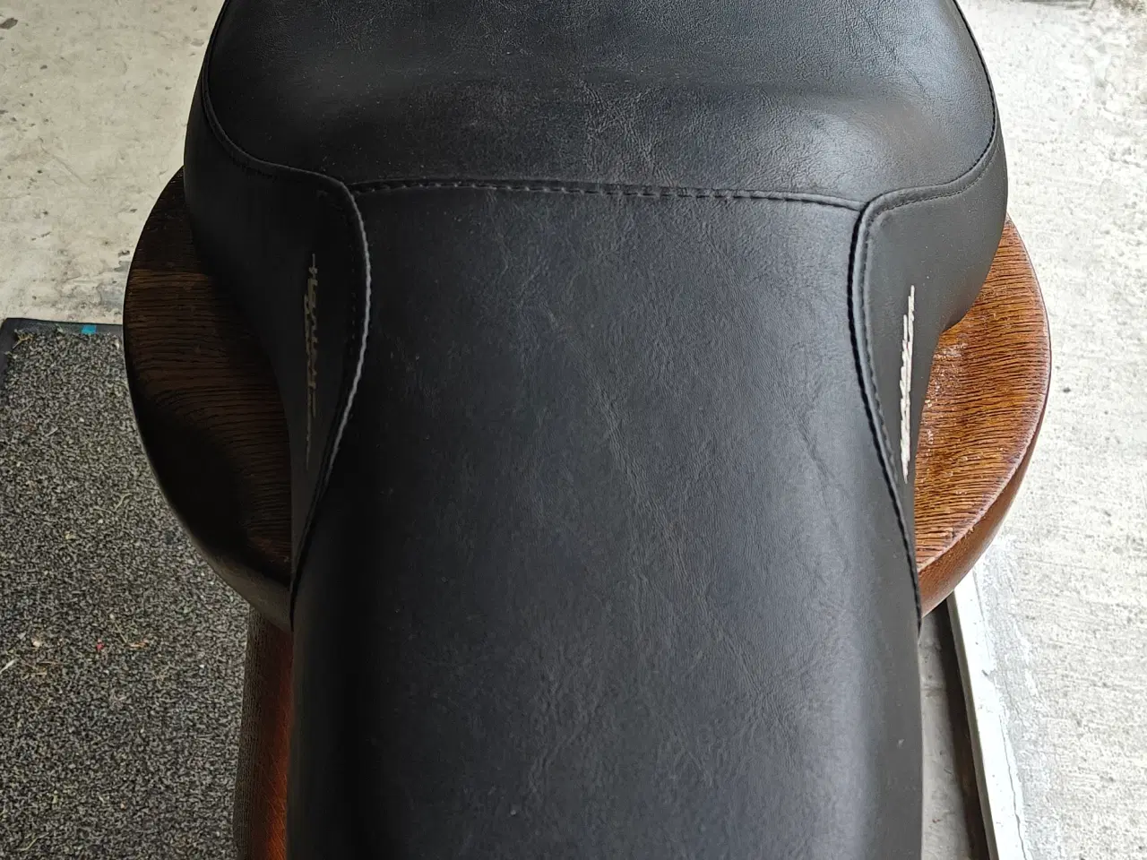 Billede 2 - Harley Davidson xl 883n iron sæde