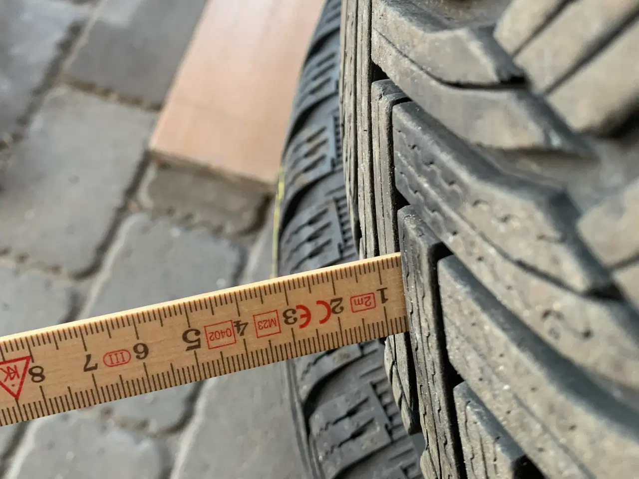 Billede 2 - Vinterdæk 215/55 R16 Michelin Alpin