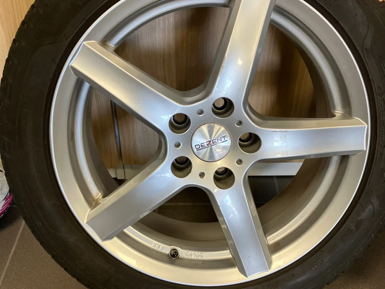 Billede 2 - Dezent alufælge 5x112 m Vinterdæk