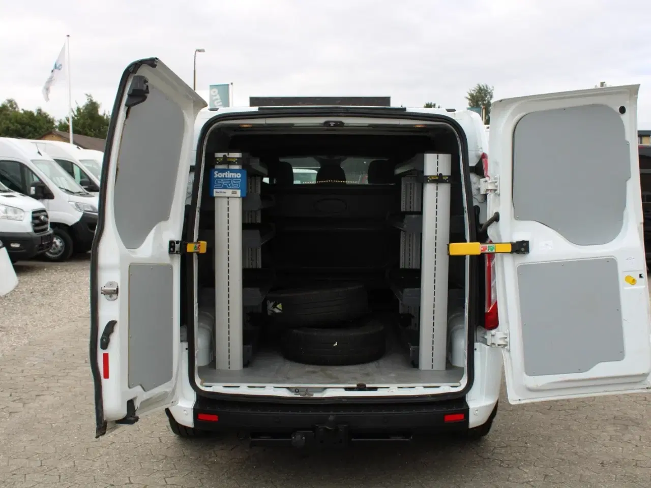 Billede 11 - Ford Transit Custom 320L 2,0 TDCi 130 Trend Mandskabsvogn