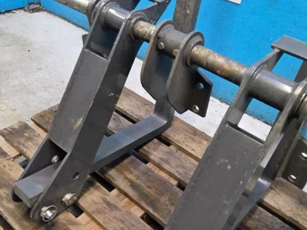 Billede 11 - New Holland B115C Pallegafler Kit 87310367