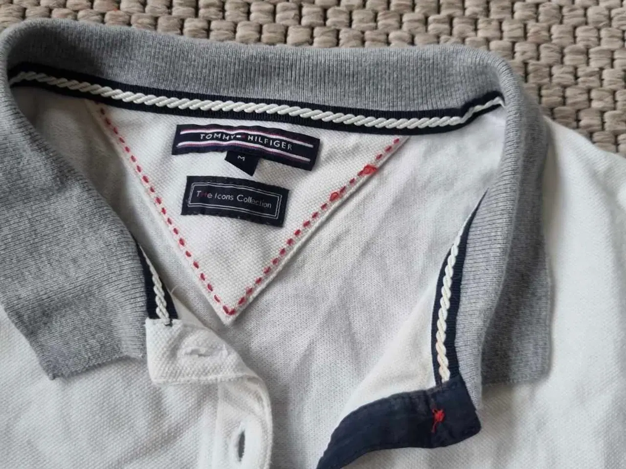 Billede 2 - Tommy hilfiger  polo tshirt