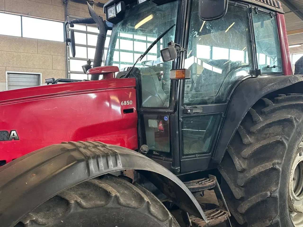 Billede 1 - Valtra 6850 Hi-Tech