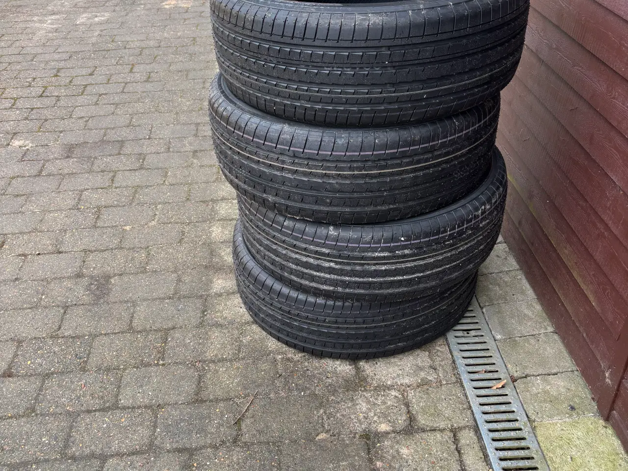Billede 6 - Sommerdæk /Fra helt ny bil. 