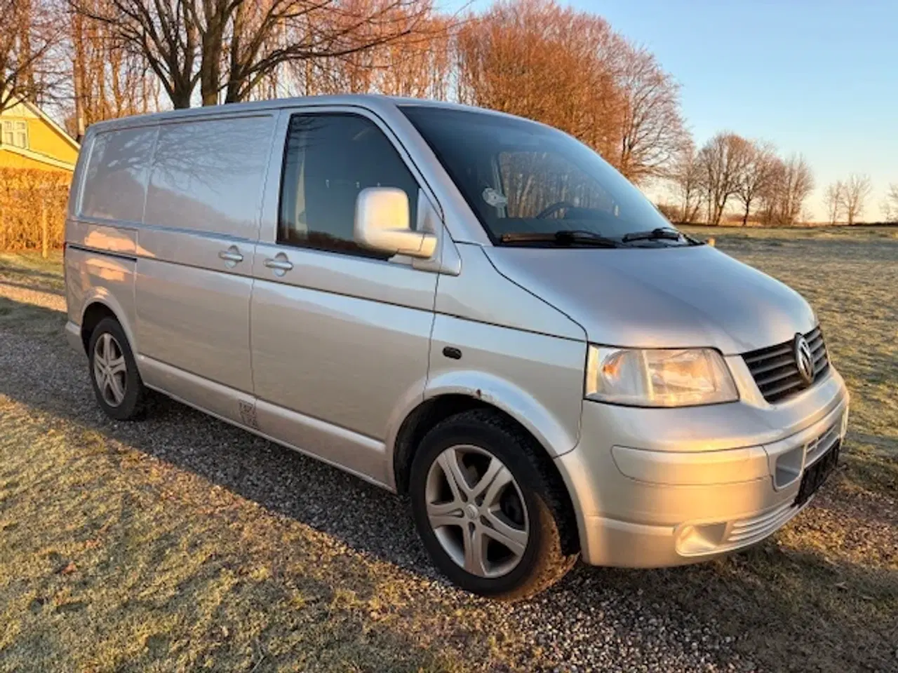 Billede 5 - VW Transporter 2,5 TDi 130 Kassevogn kort 4d Nysyn