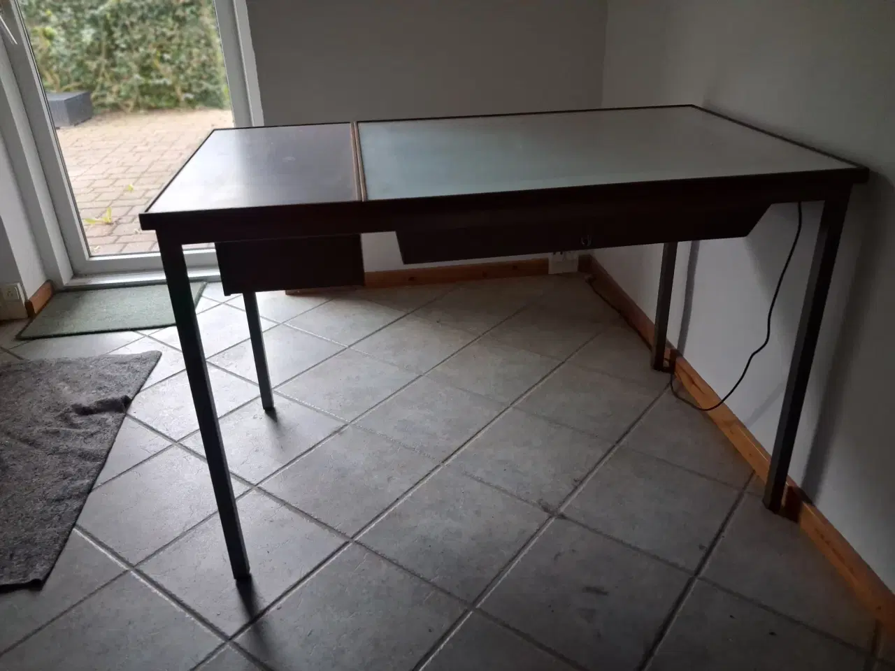 Billede 2 - Arkitekt bord i teak fra 1950'erne