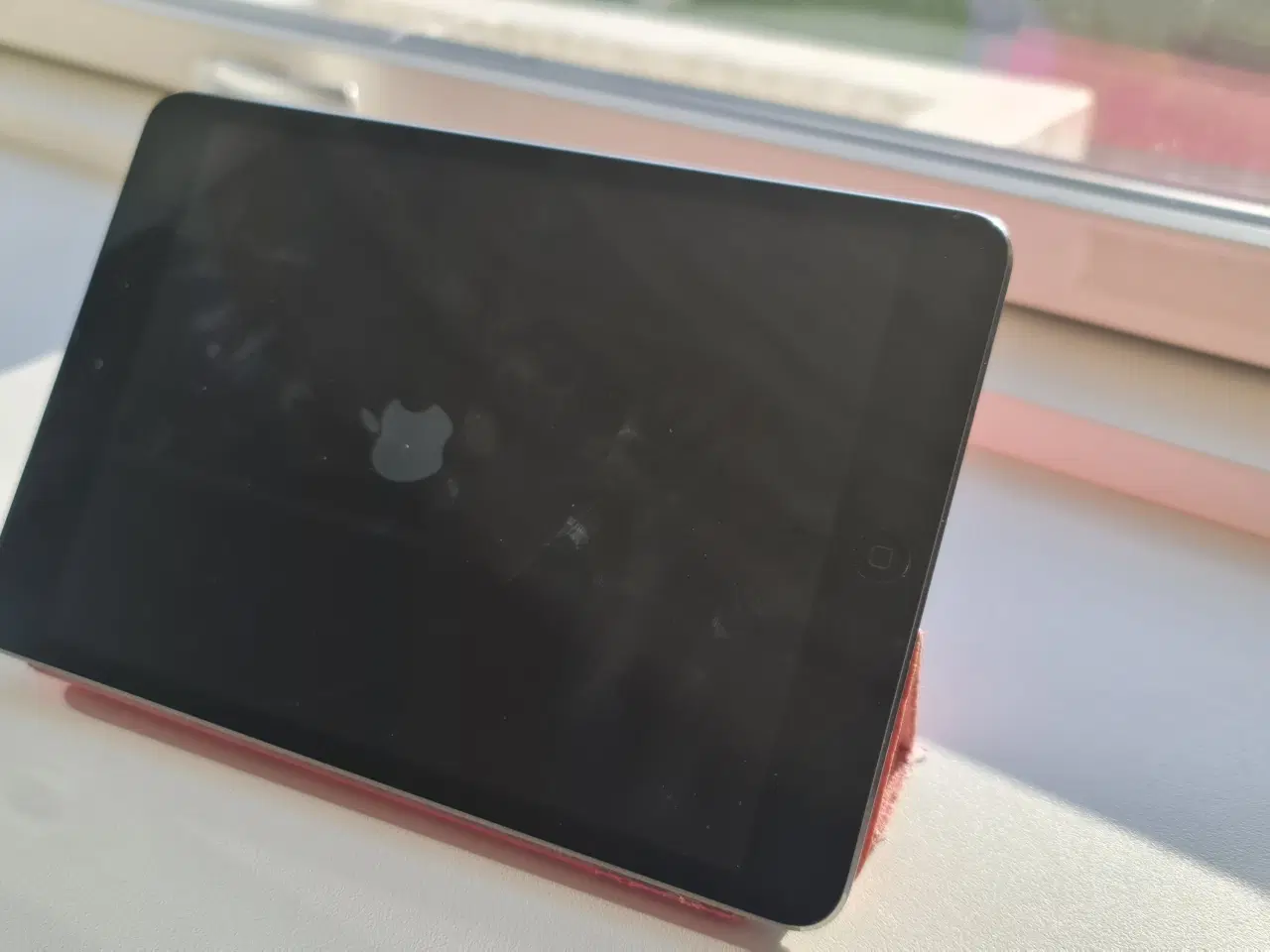 Billede 2 - iPad Mini – Perfekt til børn 👶📱 | Billigt & klar