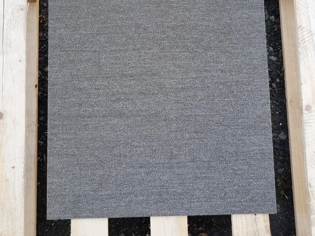 Billede 1 - Tææpefliser Grå / brun nuance - 40 m2