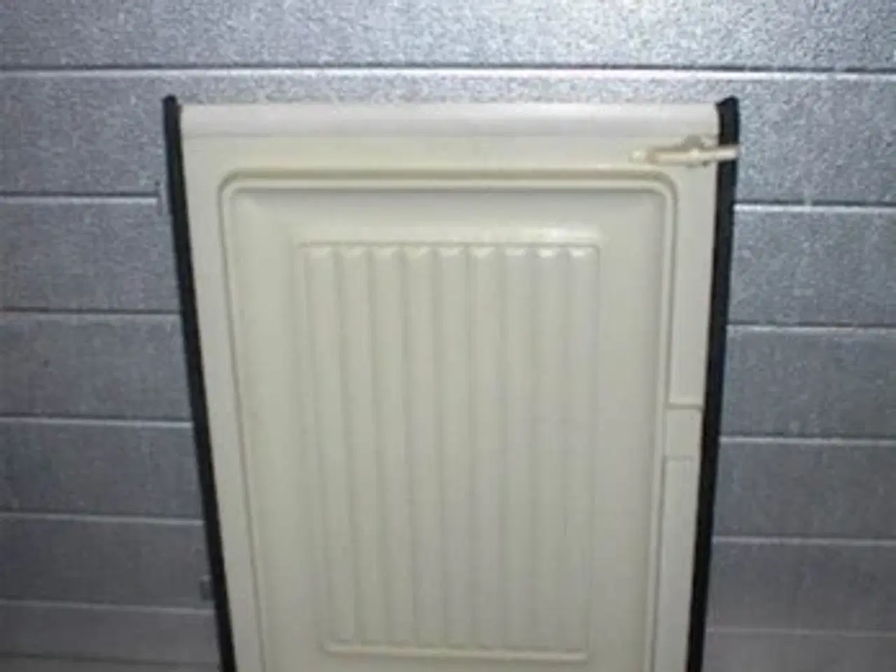 Billede 2 -   Hobby Underdør