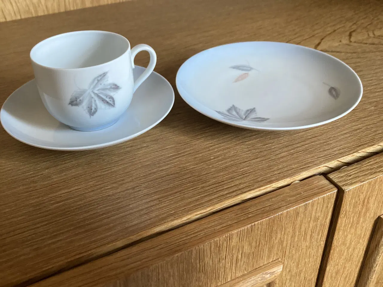 Billede 2 - Løvfald stel