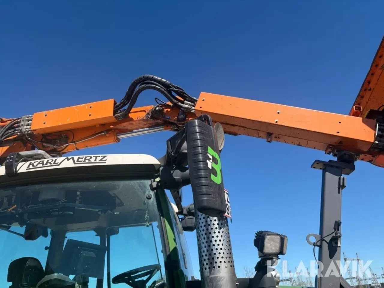 Billede 6 - Traktor Fendt 724 Vario med armklipper/rabatklipper