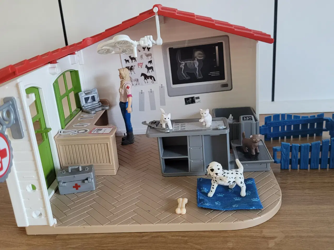 Billede 13 - Schleich dyrelægebutik