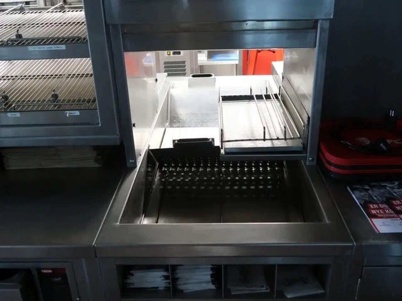 Billede 5 - Serveringsstation