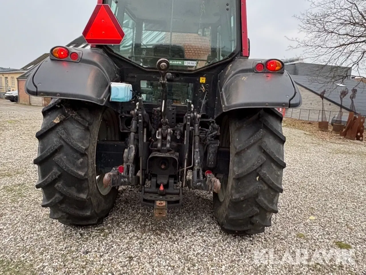 Billede 6 - Traktor Valtra N82 med frontlæsser