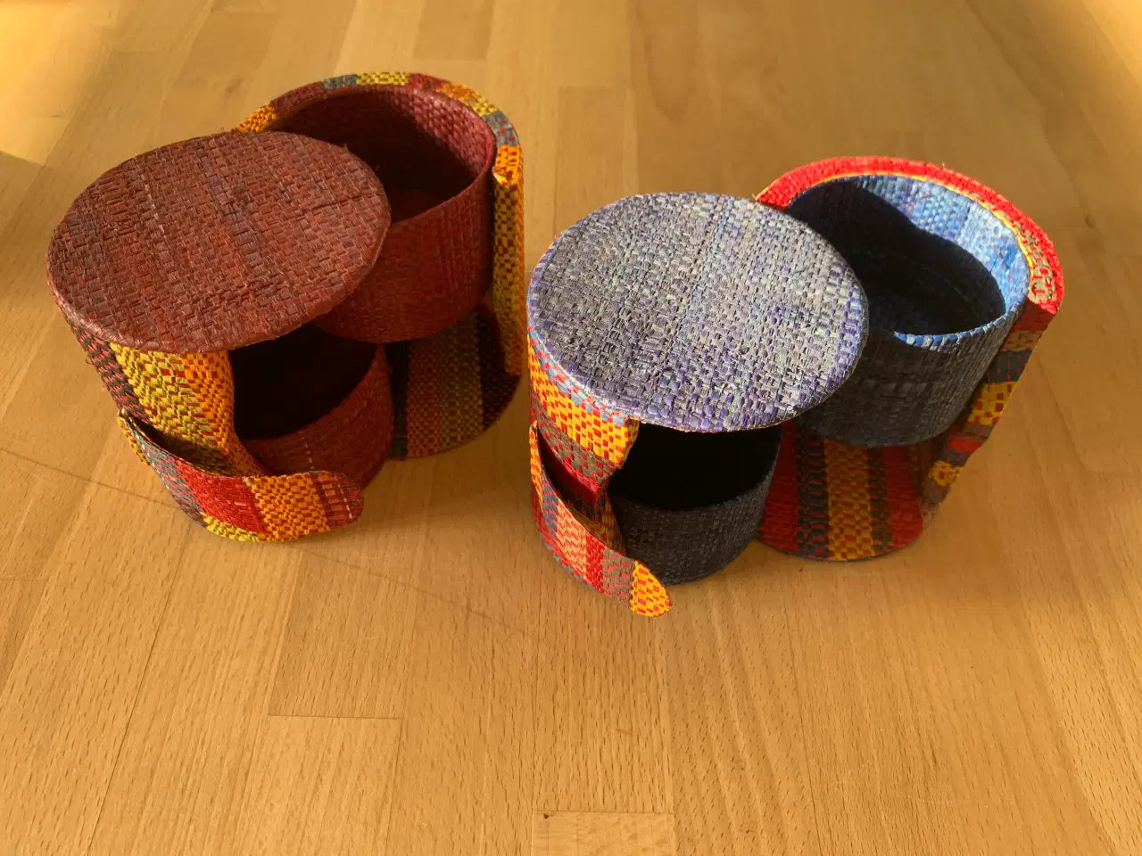 Billede 4 - 2 opbevaringscylindre eller smykkeskrin