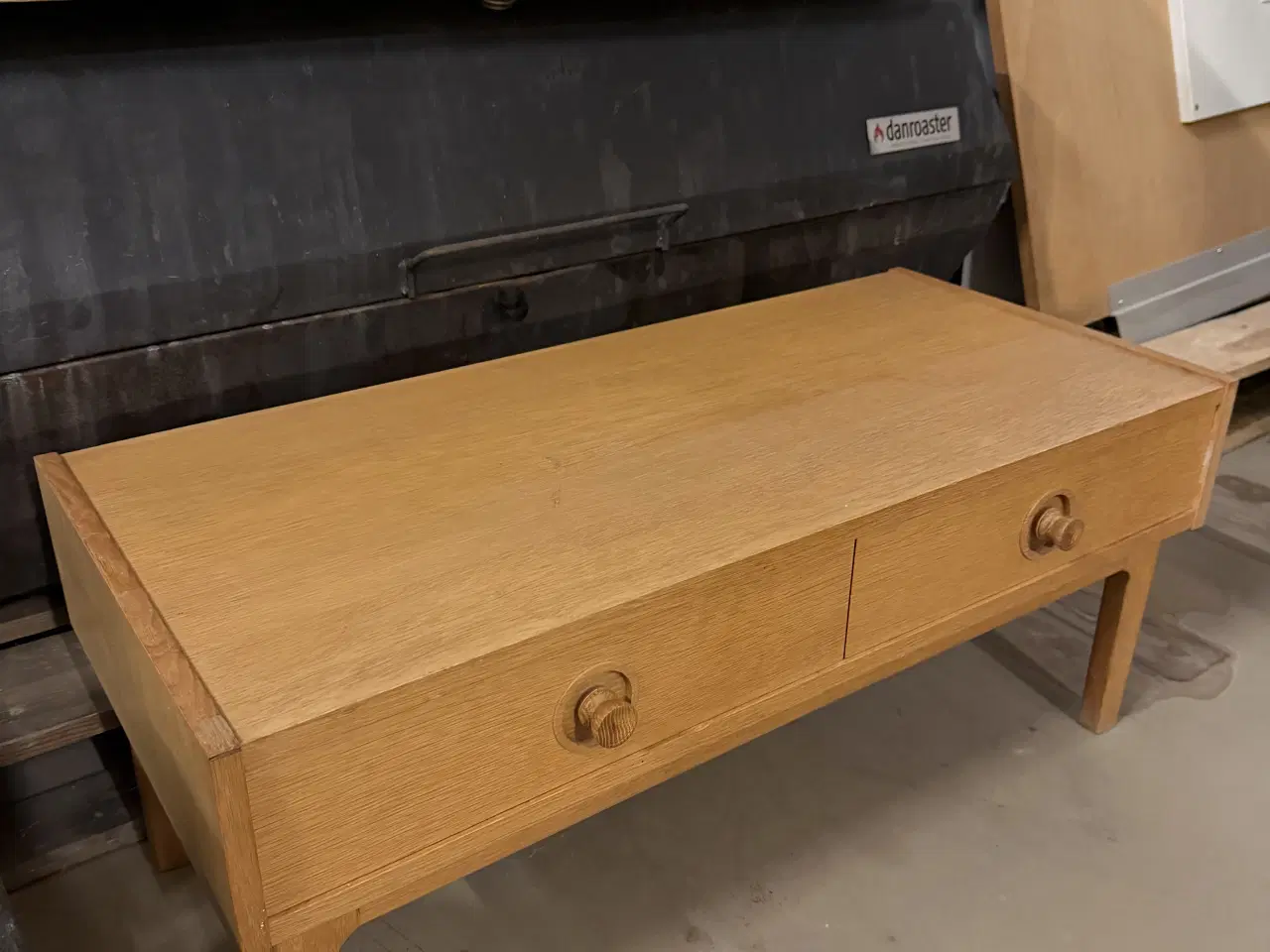 Billede 4 - 2 delt egetræs kommode 