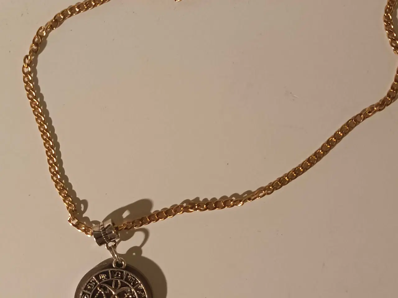 Billede 2 - Halskæde 50kr pr stk