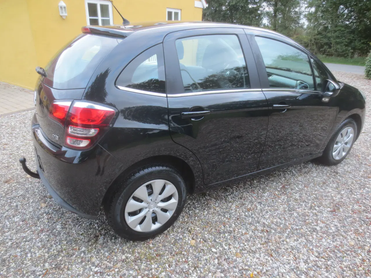 Billede 5 - Citroen C 3 1.2 i 82 Hk År 2016. Nysynet.