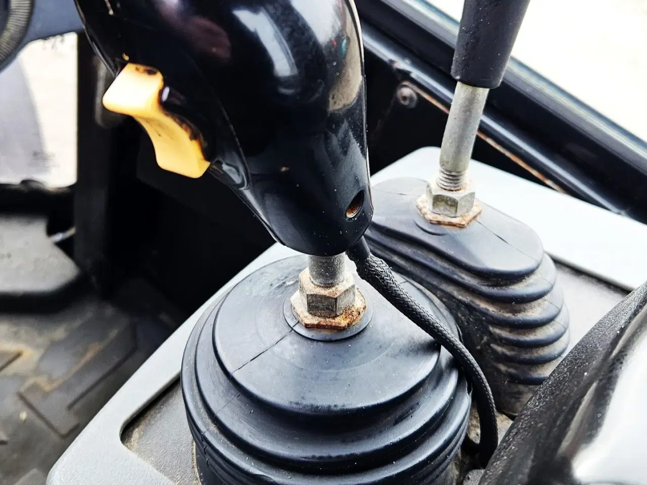 Billede 16 - Caterpillar 930G / god historik / 3. funktion & smøreanlæg