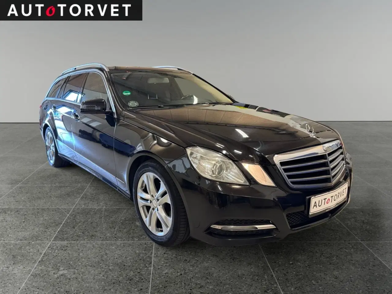 Billede 2 - Mercedes E220 2,2 CDi Avantgarde stc. aut.