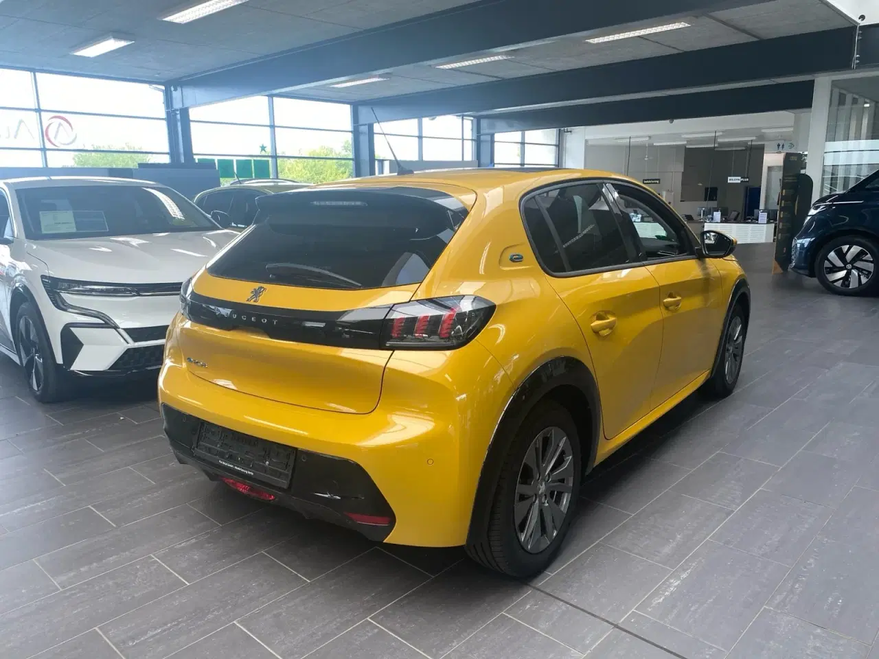 Billede 2 - Peugeot e-208 50 Allure