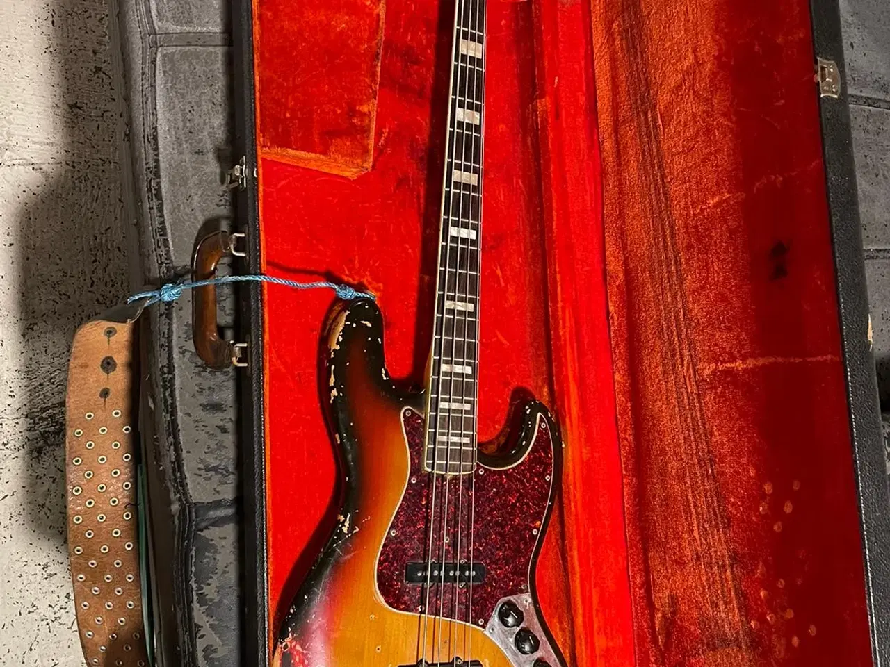 Billede 1 - 1973 Fender jazz bass + Trace Eliot bas anlæg