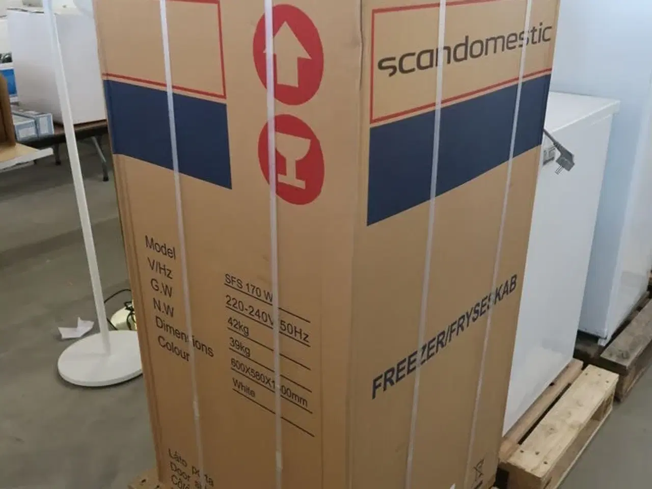 Billede 2 - Skabsfryser SCANDOMESTIC SFS 170 W