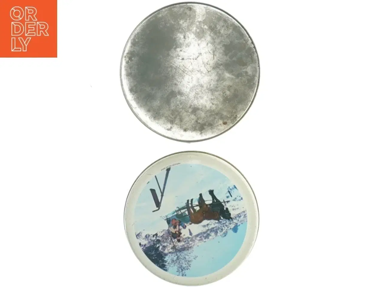 Billede 5 - Metal kagedåse med heste, kane i vintermotiv (str. Diameter, 22 cm h 8 cm)