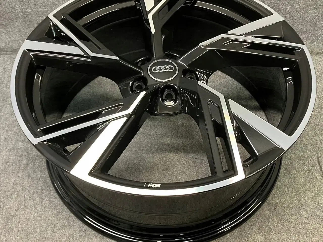 Billede 1 - ALUFÆLGE AUDI A7 S7 4K8 21"