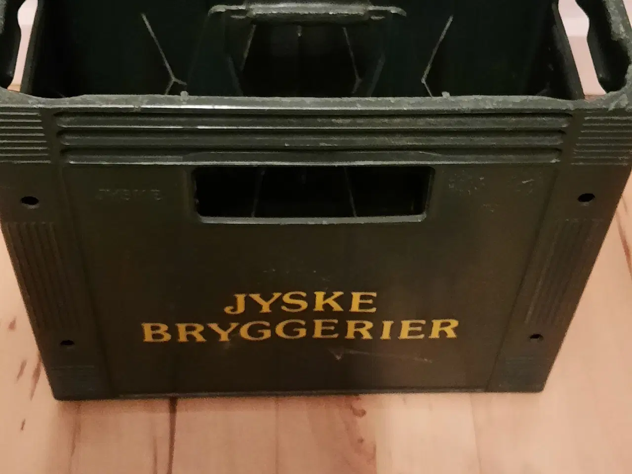 Billede 1 - JYSKE BRYGGERIER ølkasse i plastik