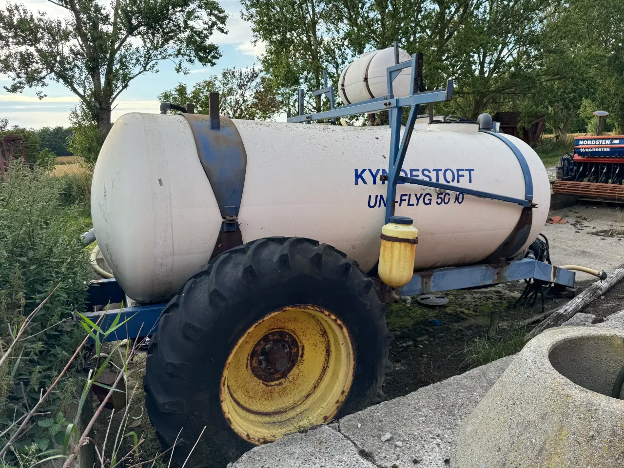 Billede 3 - Kyndestoft 5000 liter glasfibertank