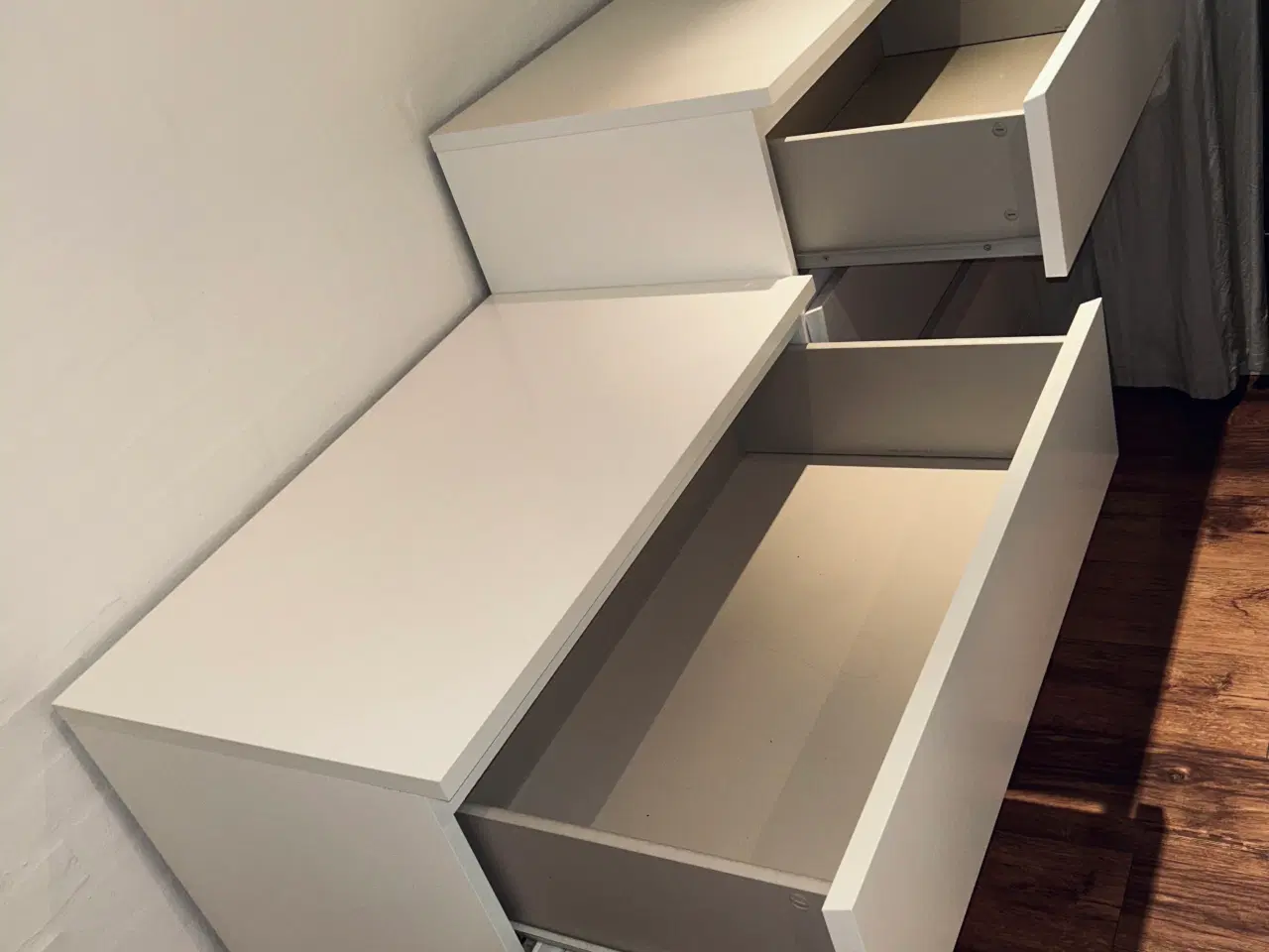 Billede 4 - 2 Ikea Malm kommoder