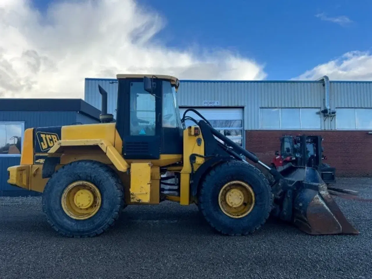 Billede 2 - JCB 426 - Gummiged / Nye dæk og skovl 