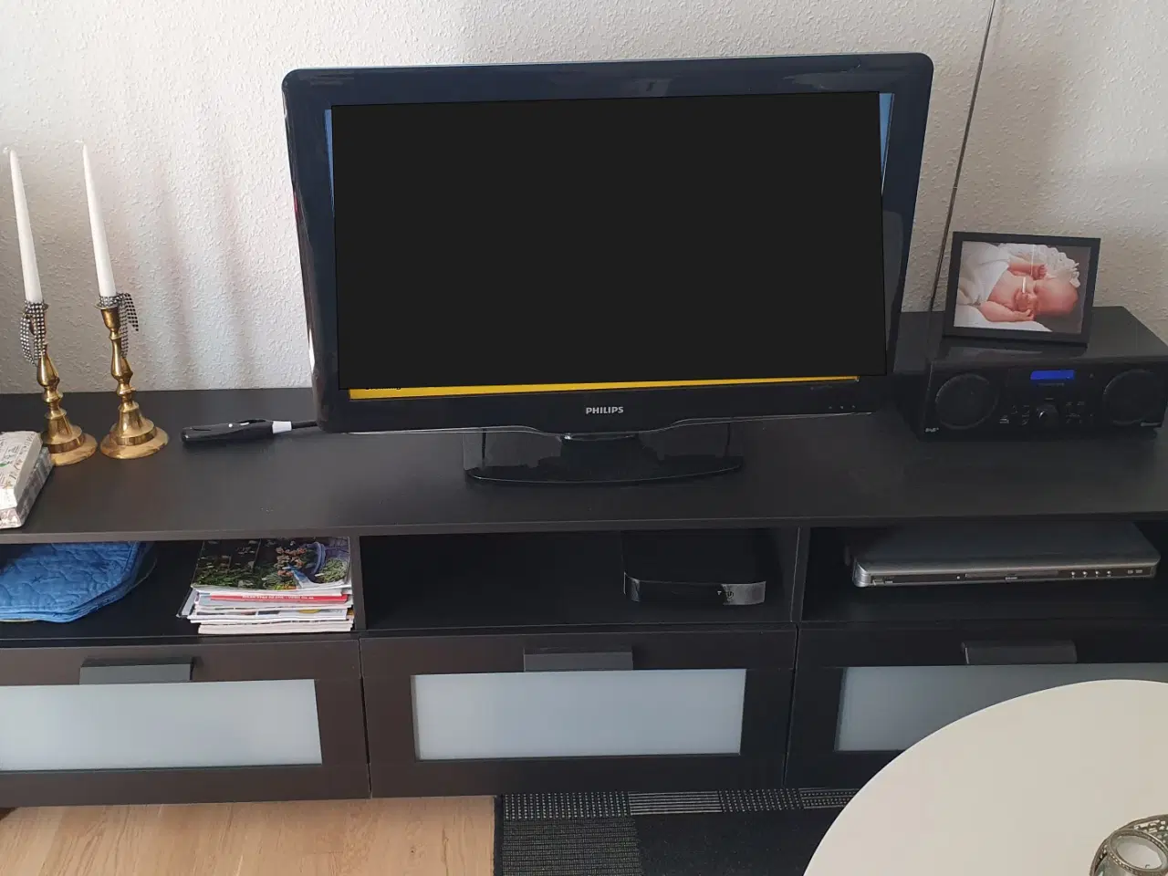 Billede 1 - IKEA Brimnes tv-bord med skuffer