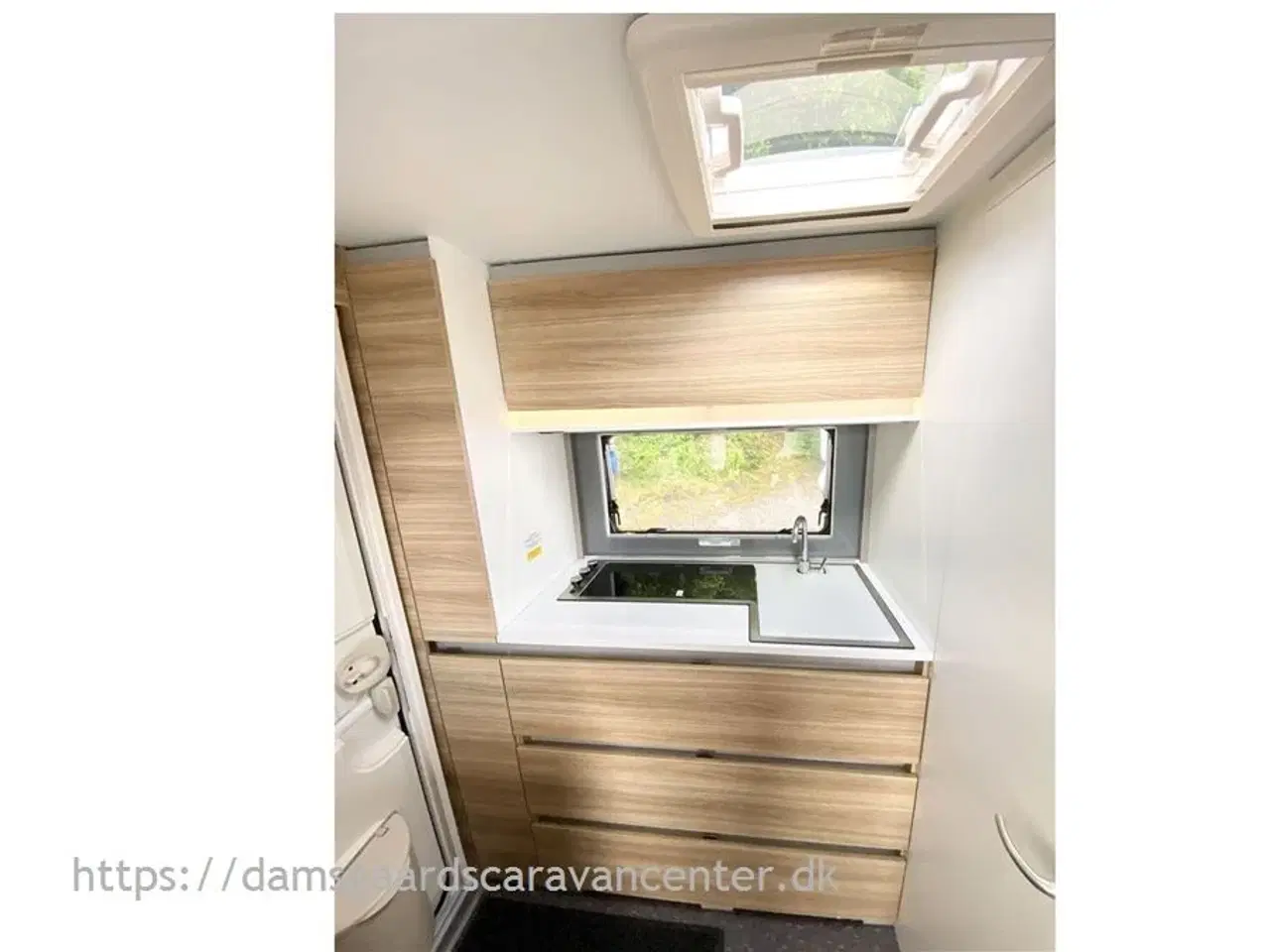 Billede 4 - 2018 - Adria Altea 362 LH 4four Enkeltsenge-Lamel-Gulvtemp.-Mover-Telt