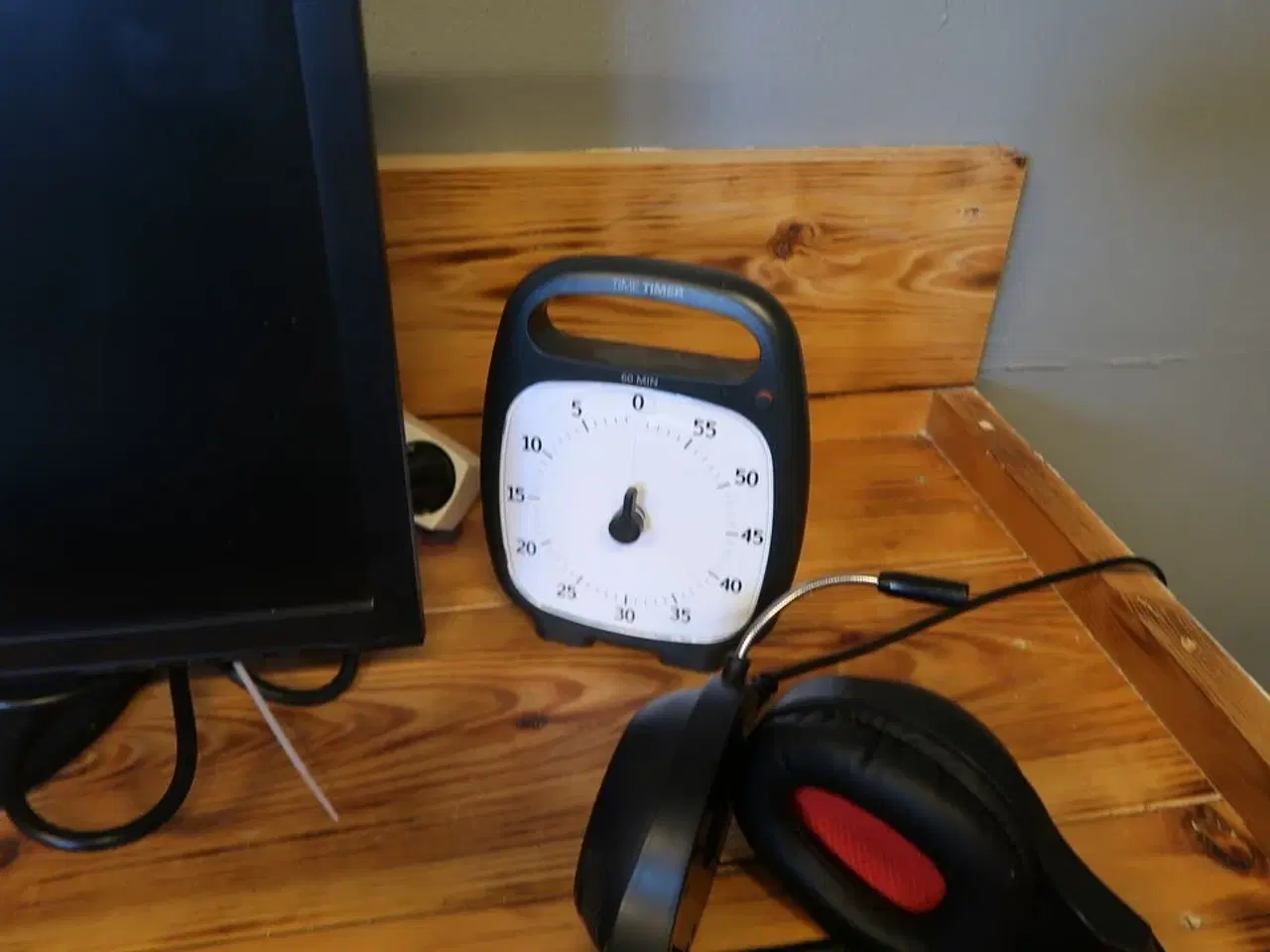 Billede 7 - Samsung SyncMaster B2240 22" skærm + keyboard, mus, headset & gamerstol