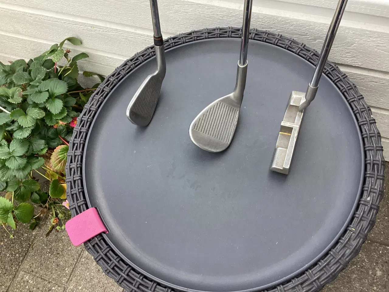 Billede 3 - Golferen  2 jern , Wedge, og Tommy Armourv putter.
