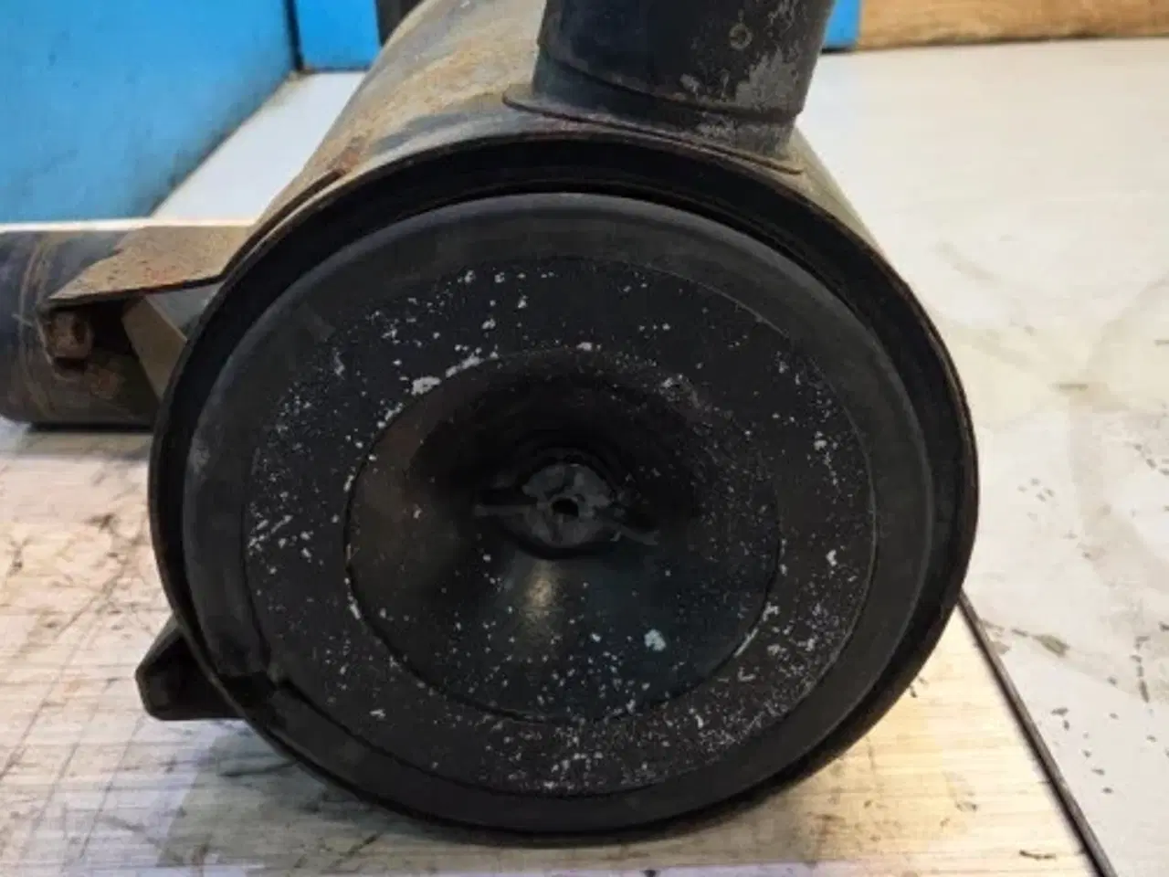 Billede 11 - Ford TW30 Luftfilterhus D8NN9600BC