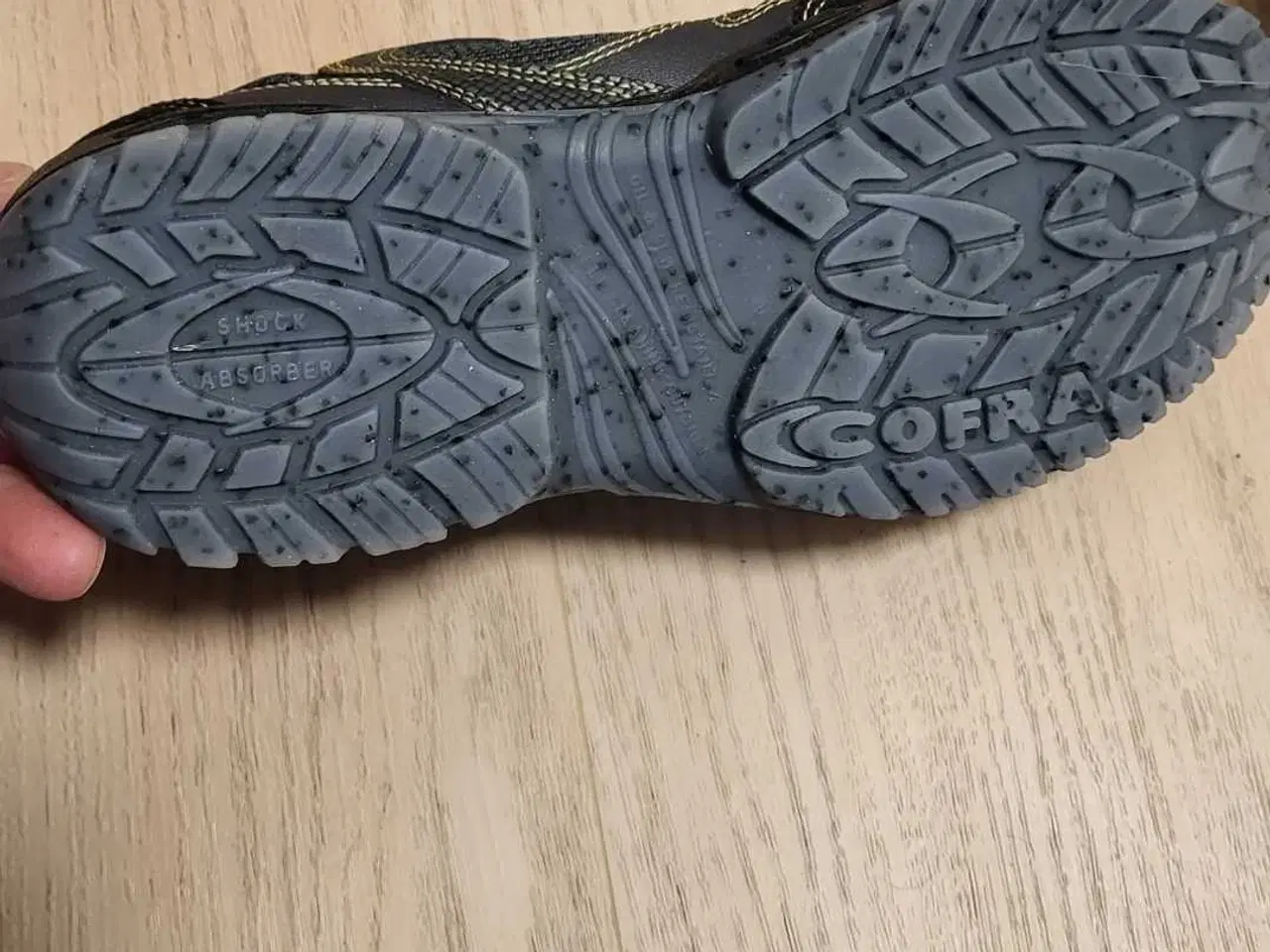 Billede 10 - Sikkerhedssko 42 COFRA Grand slam