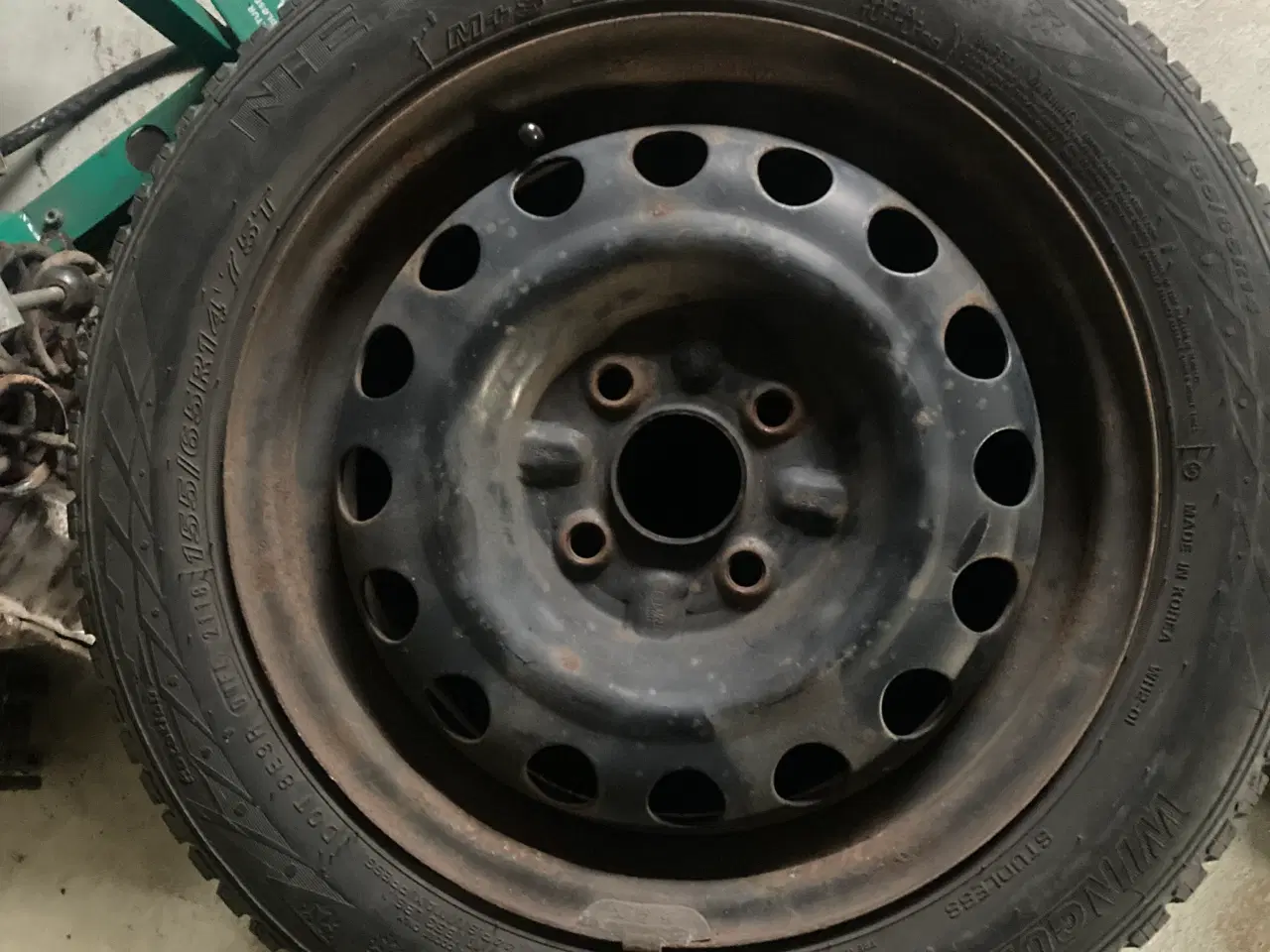 Billede 3 - Vinterhjul på stålfælge til Toyota Aygo