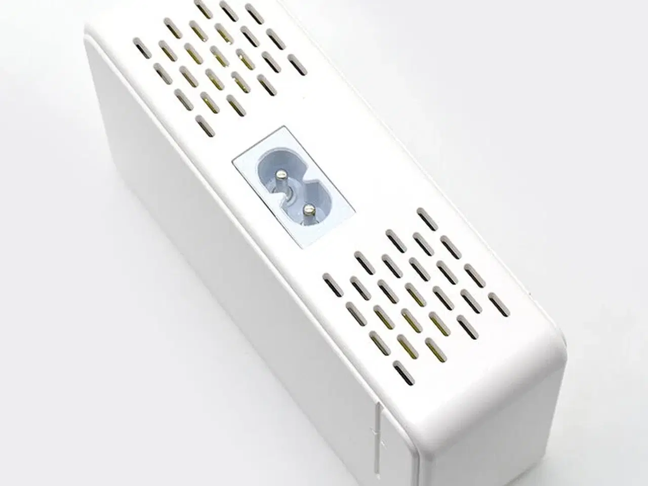 Billede 1 - Ladestation GaN 240W – 8 porte (USB-C & USB-A) – Hurtig opladning til mobil og bærbar computer